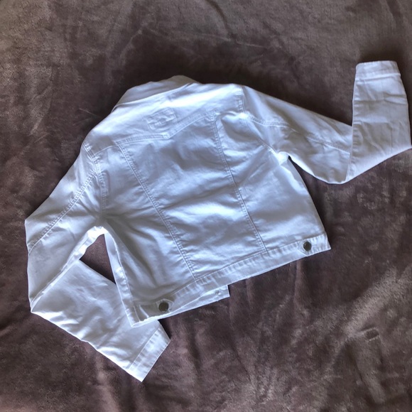 Jean Jacket - Picture 6 of 8